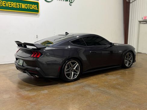 Used 2024 Ford Mustang GT Premium RWD image 9