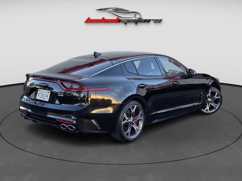 Used 2018 Kia Stinger GT2 image 14