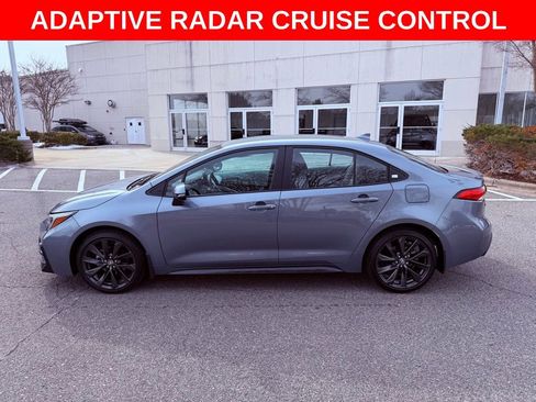 Used 2025 Toyota Corolla SE image 4