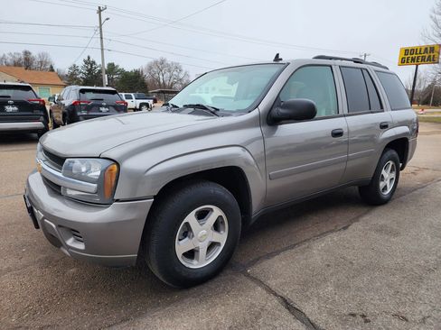 Used 2006 Chevrolet TrailBlazer LS w/ LS Preferred Equipment Group image 4