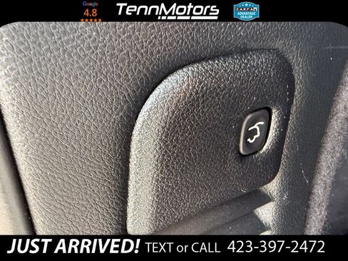Used 2017 Dodge Durango R/T w/ Technology Group AWD/4WD image 16