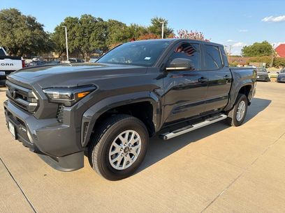 Used 2025 Toyota Tacoma SR5