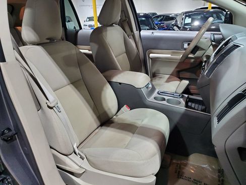 Used 2010 Ford Edge SEL FWD image 13
