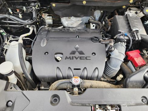 Used 2022 Mitsubishi Outlander Sport ES FWD image 28