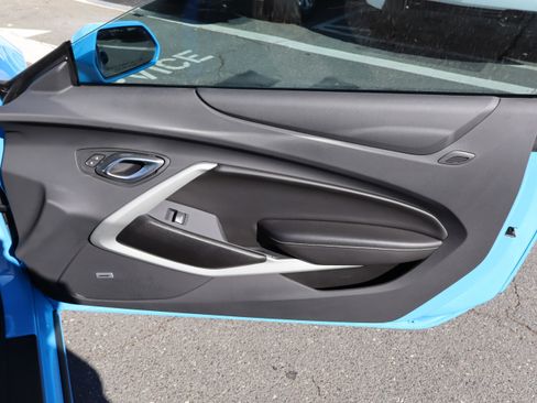 Used 2022 Chevrolet Camaro LT w/ RS Package image 29