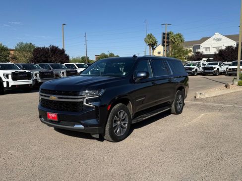 Used 2023 Chevrolet Suburban LS w/ Driver Alert Package AWD/4WD image 1