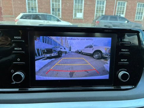 Used 2023 Kia K5 LXS image 18