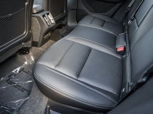 New 2026 Volvo XC40 B5 Ultra w/ Protection Package Premier image 33