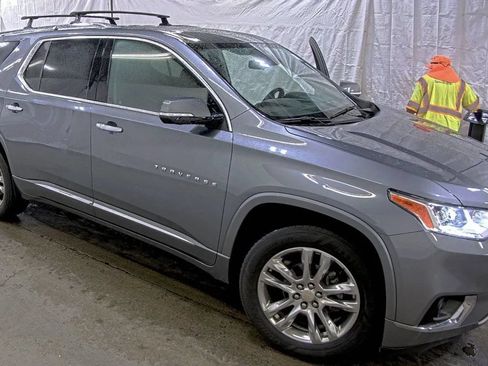 Used 2018 Chevrolet Traverse High Country AWD/4WD image 5