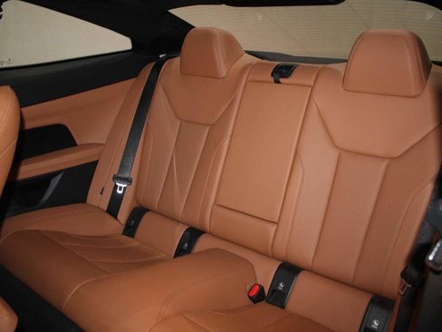 Used 2022 BMW 430i Coupe w/ M Sport Package image 17