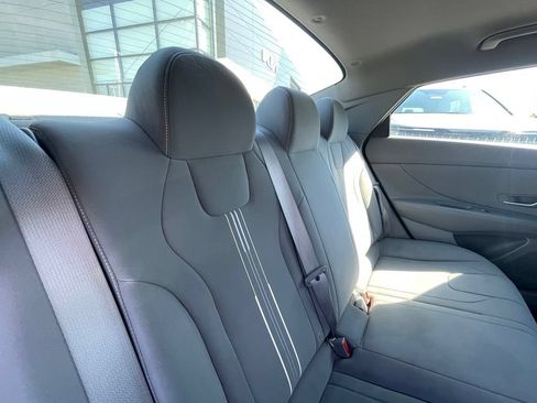 Used 2023 Hyundai Elantra SEL w/ Convenience Package FWD image 26