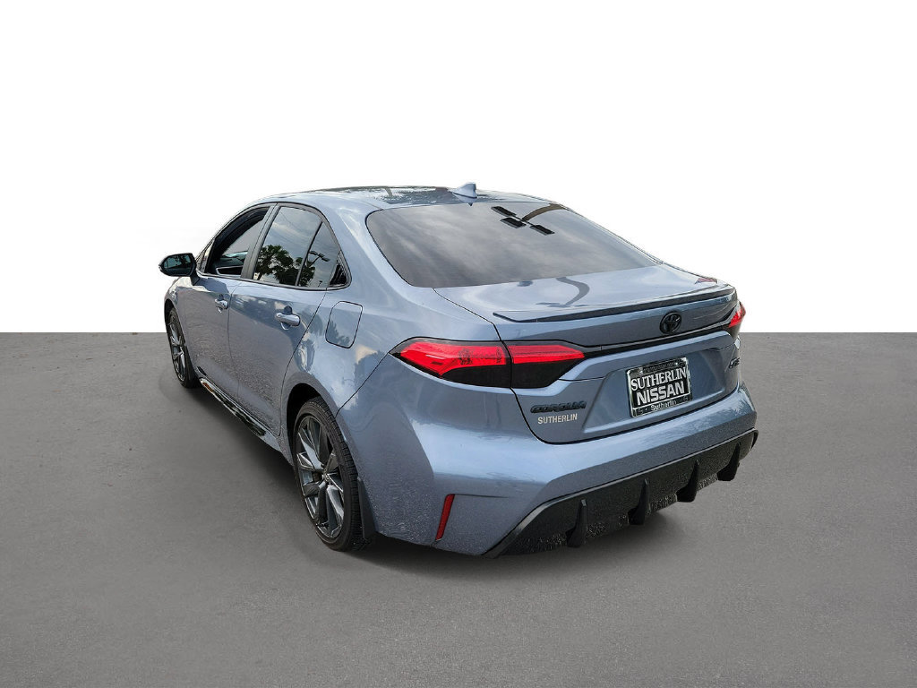 Used 2026 Toyota Corolla SE FWD image 4