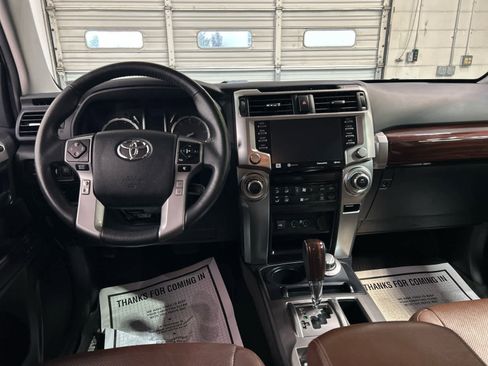 Used 2020 Toyota 4Runner Limited AWD/4WD image 4