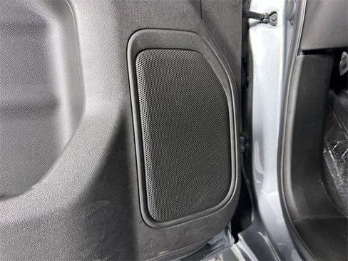 Used 2021 GMC Sierra 1500 Elevation image 24