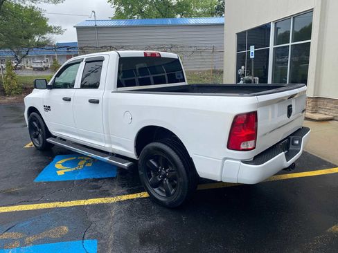 Used 2019 RAM 1500 Express w/ Express Value Package AWD/4WD image 3