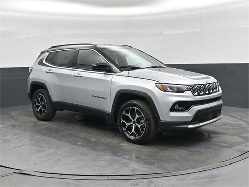 New 2026 Jeep Compass Limited w/ Mopar Graphics Package image 1