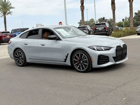New 2026 BMW 430i w/ M Sport Package RWD image 4