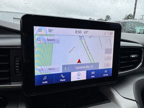 Used 2023 Ford Explorer XLT w/ Equipment Group 202A image 19