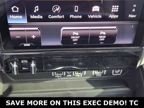 New 2026 RAM 1500 Laramie AWD/4WD image 14