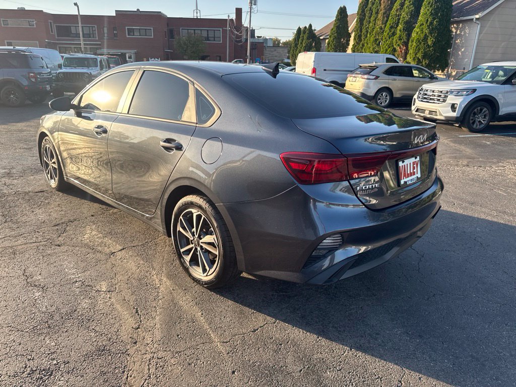 Used 2023 Kia Forte LXS FWD image 11