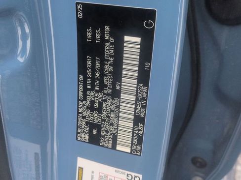 Certified 2025 Toyota 4Runner SR5 image 31