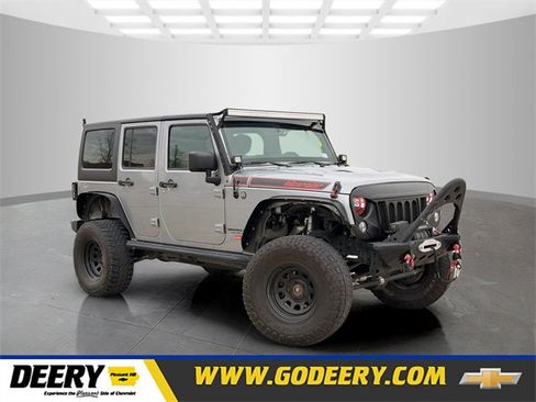 Used 2016 Jeep Wrangler Unlimited Rubicon image 1