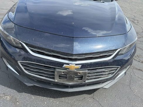 Used 2017 Chevrolet Malibu LS FWD image 18