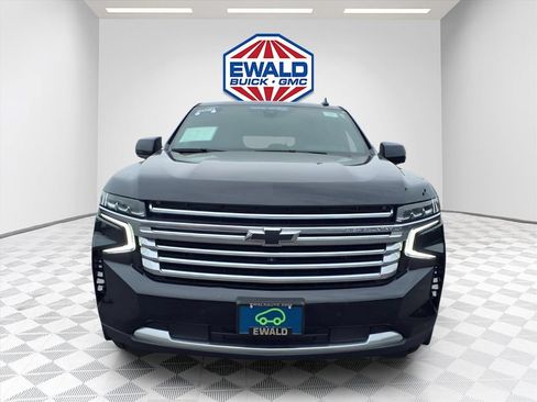 Certified 2021 Chevrolet Suburban High Country AWD/4WD image 5