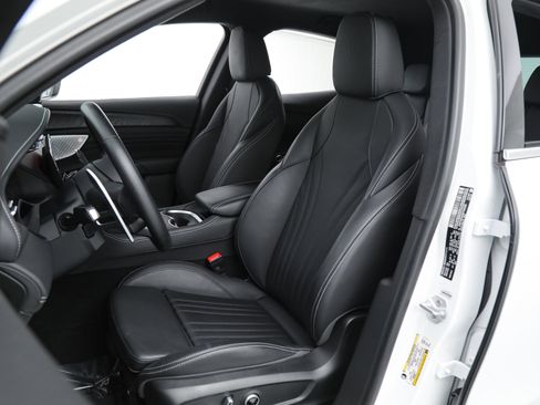 New 2025 Maserati Grecale GT AWD/4WD image 19