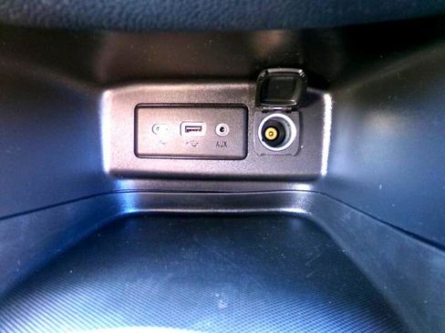 Used 2020 Chevrolet Equinox LT image 36