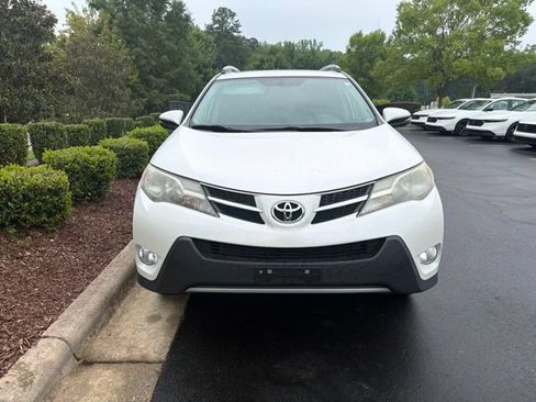Used 2014 Toyota RAV4 Limited AWD/4WD image 2