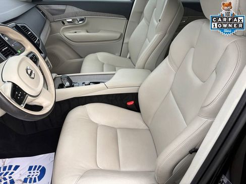 Used 2023 Volvo XC90 B6 Plus w/ Protection Package Premier image 25