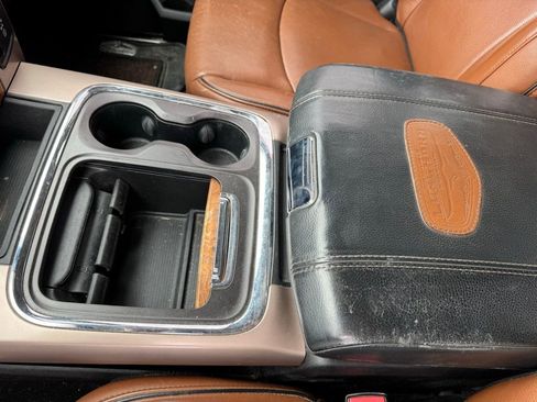 Used 2017 RAM 1500 Laramie Longhorn image 21