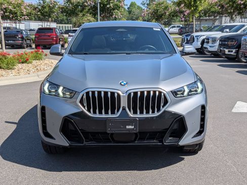 Used 2025 BMW X6 xDrive40i AWD/4WD image 8