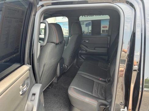 Used 2024 Nissan Frontier PRO-4X w/ Technology Package AWD/4WD image 26