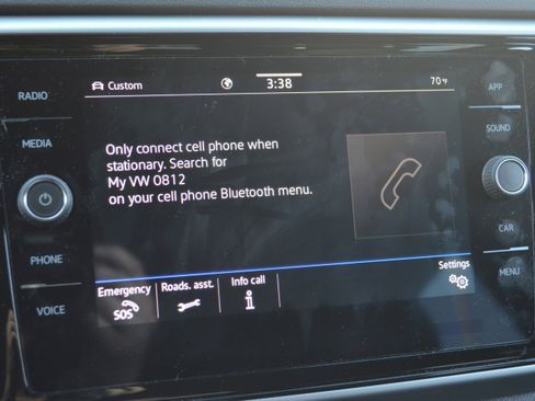 Used 2022 Volkswagen Atlas Cross Sport SE image 19