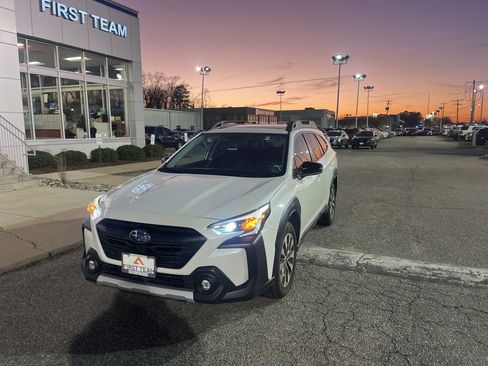 Certified 2025 Subaru Outback Limited XT image 7