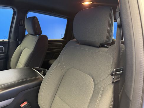 Used 2022 RAM 1500 4x4 Crew Cab image 13