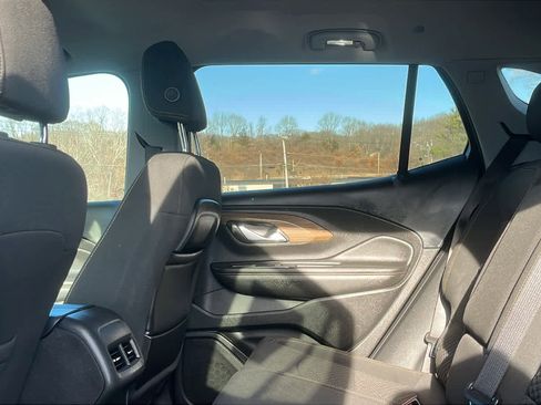 Used 2019 GMC Terrain SLE w/ Driver Convenience Package image 20