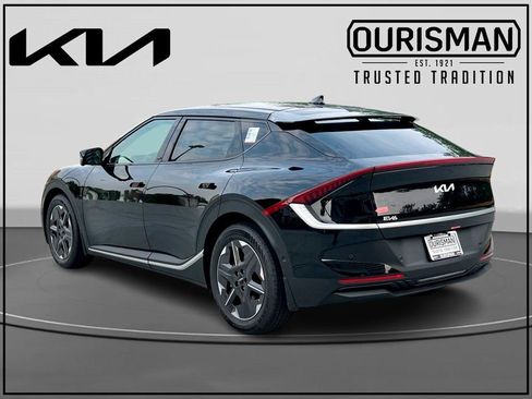 New 2025 Kia EV6 Light w/ Light LR Technology Package image 3