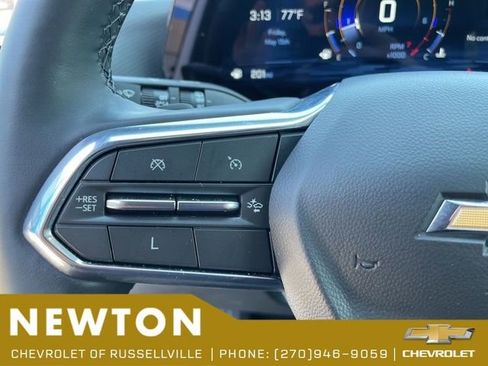 Used 2025 Chevrolet Equinox LT w/ Safety and Technology Package FWD image 15
