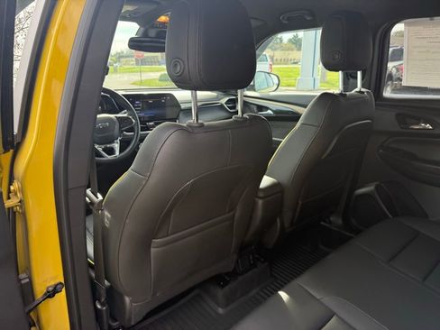 Used 2025 Chevrolet TrailBlazer ACTIV w/ Convenience Package FWD image 16