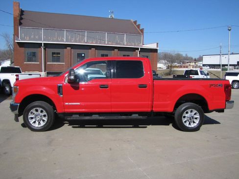 Used 2020 Ford F250 XLT w/ XLT Value Package image 2