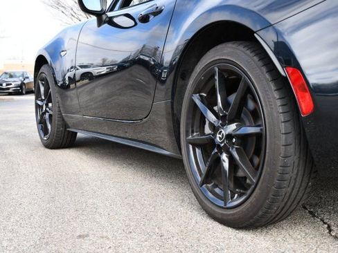 Used 2023 MAZDA MX-5 Miata Club image 10