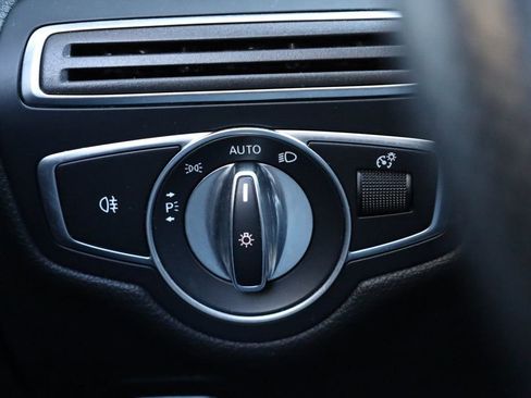 Used 2018 Mercedes-Benz C 300 4MATIC Coupe image 27