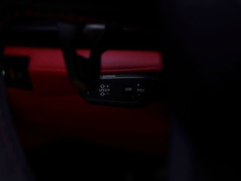 Used 2025 Lamborghini Urus Performante AWD/4WD image 57