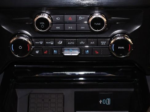 New 2026 Ford F350 Lariat AWD/4WD image 31