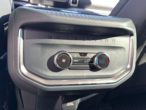 New 2025 Ford Expedition Max Active image 29