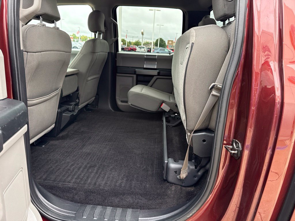Used 2017 Ford F150 XLT w/ Equipment Group 302A Luxury AWD/4WD image 11