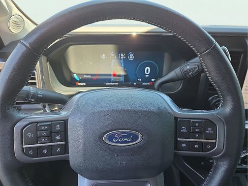 Used 2024 Ford F250 Lariat w/ Lariat Ultimate Package AWD/4WD image 24